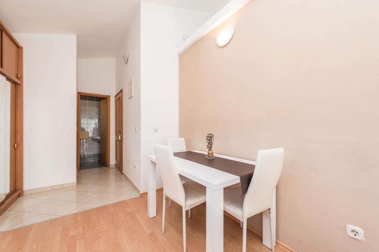 Apartments Danijela 1 Sukošan Eksteriør bilde