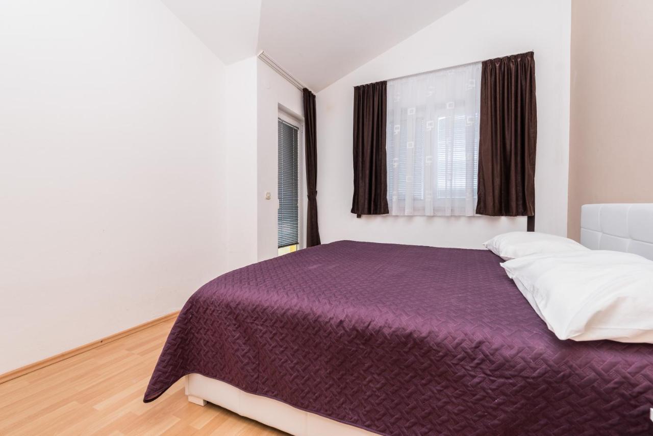 Apartments Danijela 1 Sukošan Eksteriør bilde